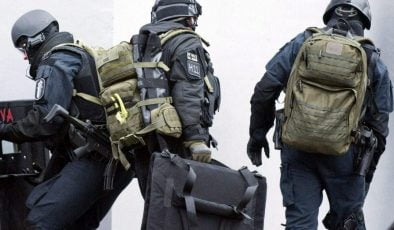 Polis, Suç Örgütlerine Karşı Operasyonlar Düzenliyor
