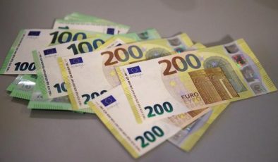 Yeni 100 ve 200 Eurolar Tedavülde.