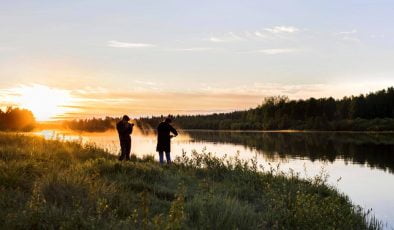 Finlandiya’nın kuzey kasabası sakinleri iki aydır ilk defa güneşin batışını seyrettiler