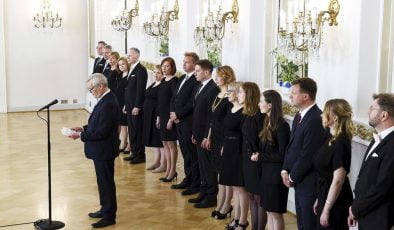 Finlandiya’da Hükümet Kuruldu. Yeni Hükümet Yemin Ederek İşe Başladı.