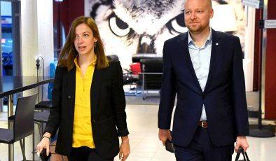 Kabinede değişiklik, Jussi Saramo Eğitim Bakanı oluyor