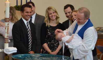 Finliler Çocuklarını Daha Az Vaftiz Ettiriyorlar.