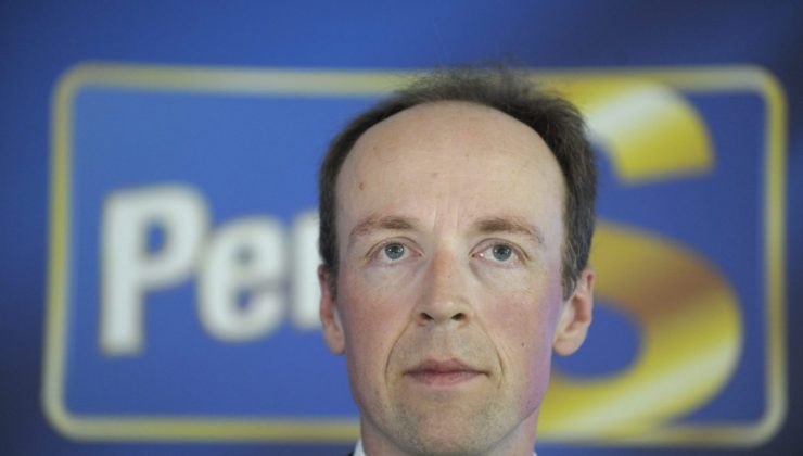 Sağcı lider Halla-aho, radikal islamcılar ile aşırı sağcı hareketleri kınadı
