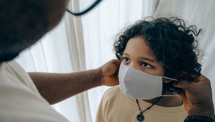 Artık ortaokul öğrencilerinin de maske kullanması tavsiye ediliyor