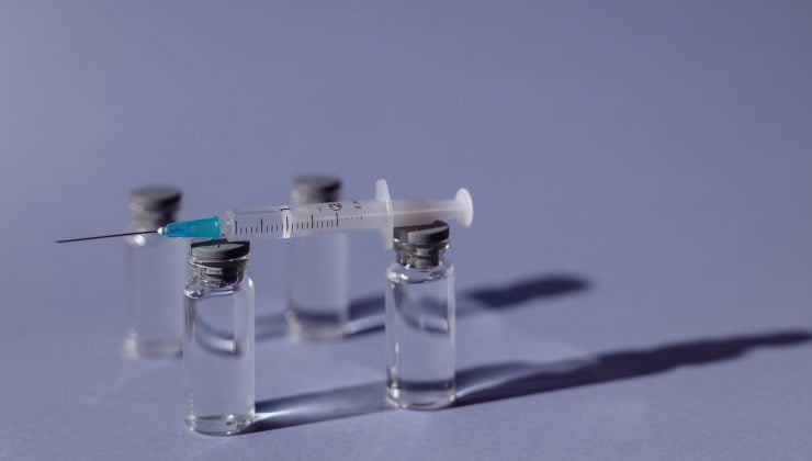 Finlandiya’da yapılan koronavirüs aşılarından olumsuz dönüşler geldi