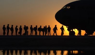 Gerçek Finler, askerimiz Afganistan’a tatil yapmaya gidenleri kurtarmaya gidiyor