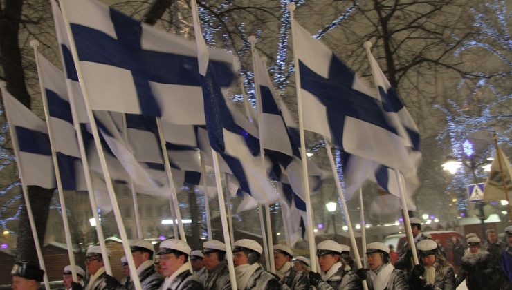 Itsenäisyyspäivä Bağımsızlık Günü