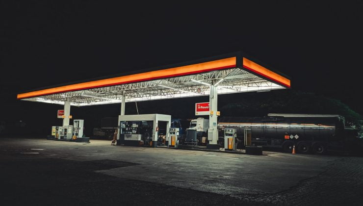 Turku’da benzinin litresi 0.013 Euro’ya düştü