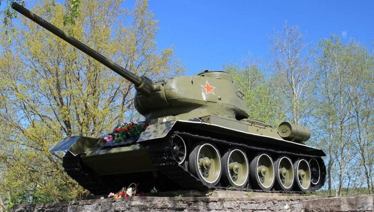 Estonya ile Rusya arasındaki tank krizi tırmanıyor