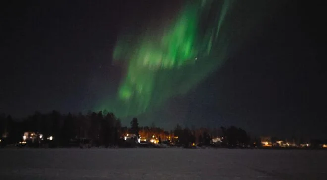 Kuzey ışıkları başladı: Gecenin en büyüleyici gösterisi cebinizde