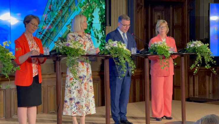 Yedinci hafta sonunda yeni hükümet kuruldu