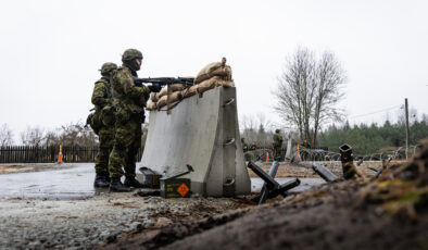 Baltık ülkeleri Rusya ve Belarus sınırına yığınak yapmaya başlayacak