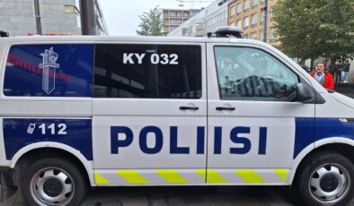 Espoo’da gençlerden şok saldırı: Saldırı anı videoya kaydedildi