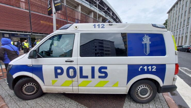 Halka açık yerde çıplak yüzmek suç mu? Polis olay yerine çağrıldı