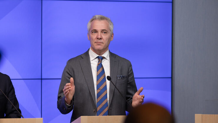 Hükümet ortaklarından Riikka Purra’ya ağır eleştiri: Bunu açıkça Trumpizm olarak nitelendirebiliriz