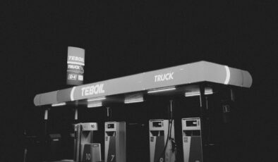 1 litre akaryakıtın fiyatını 3,888 € olarak görürseniz şaşırmayın bu bir hata değil