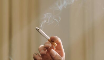 Evde sigara içtiği gerekçesiyle kiracıya 20 bin euro tadilat masrafı gönderildi